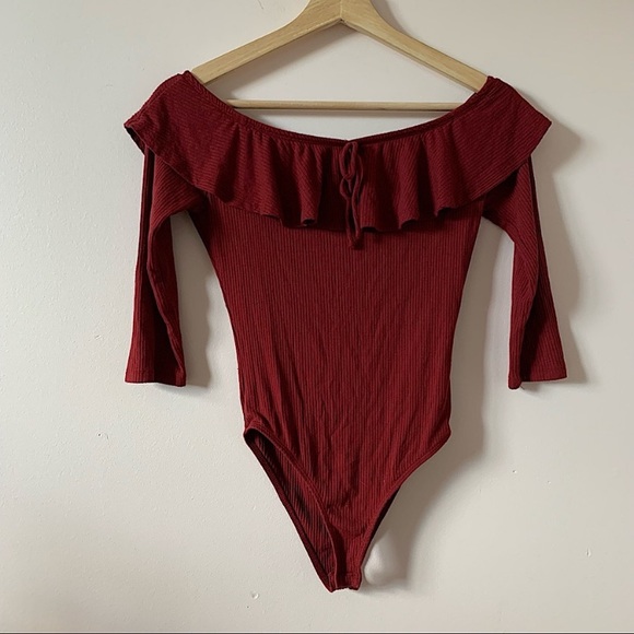 ARDENE| Off the shoulders body suit size M - Picture 4 of 7